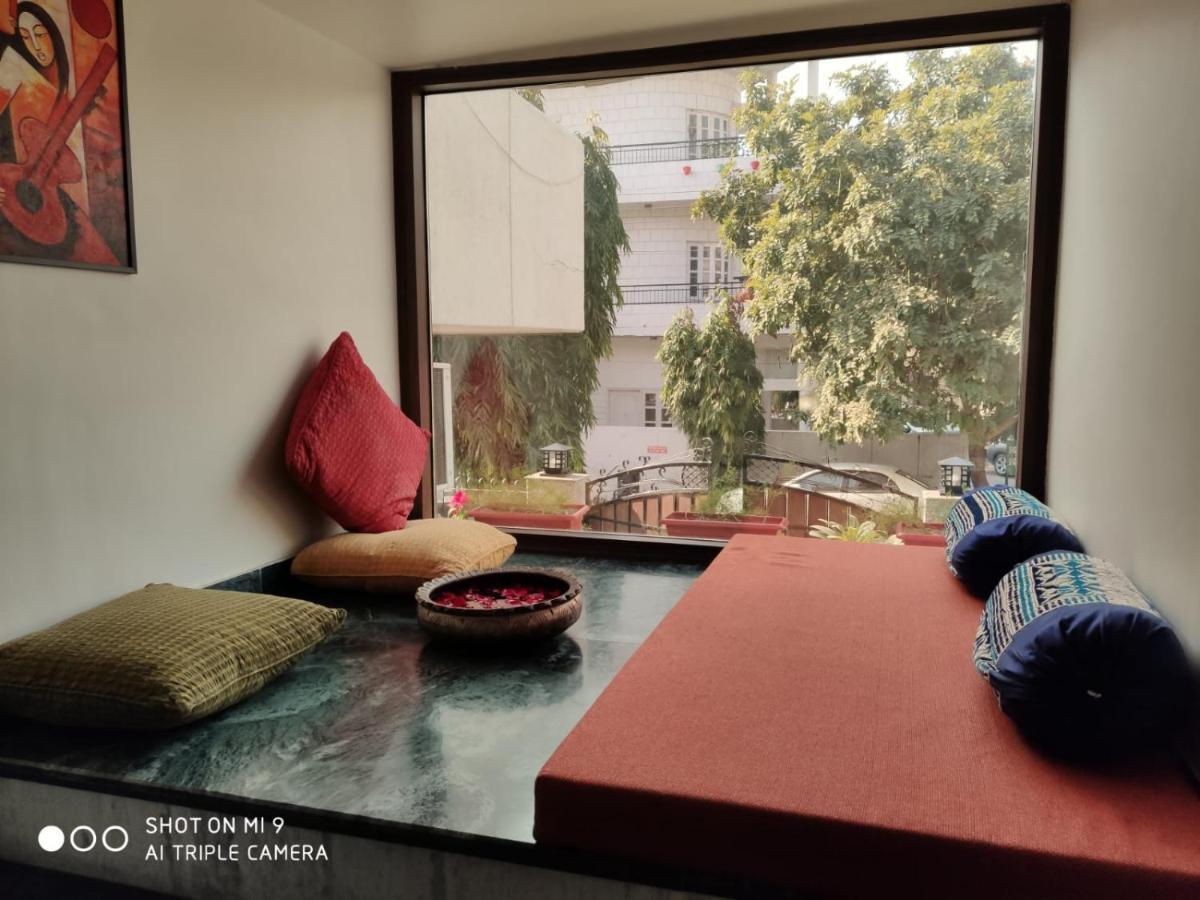 Bed and Breakfast The Neem Nowe Delhi Zewnętrze zdjęcie